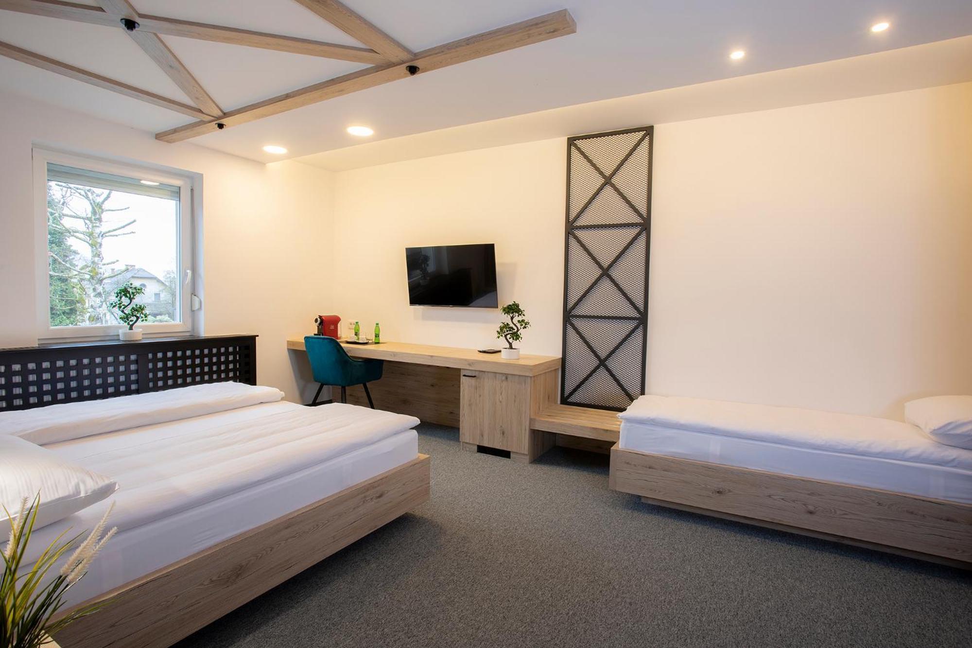 Rooms Bolero Naklo Pokoj fotografie